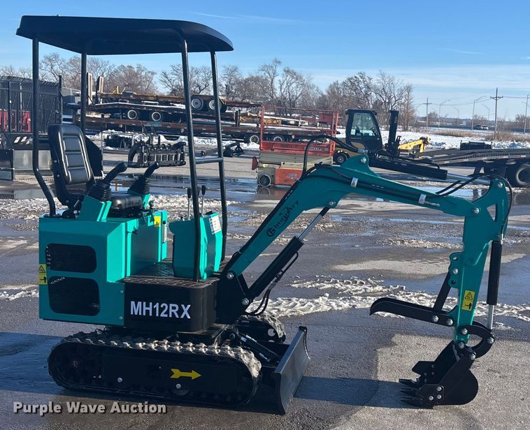 image for item FG1512 CFG Industrial MH12RX mini excavator