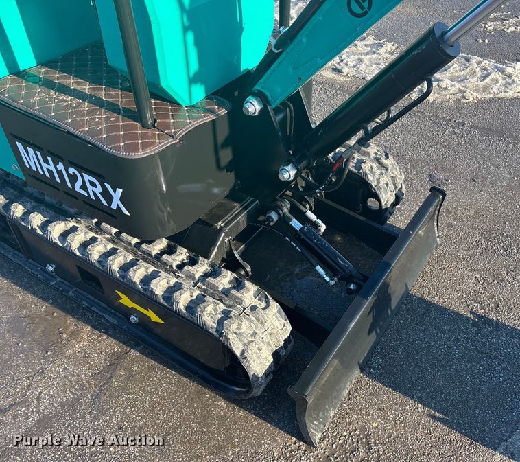 image for item FG1512 CFG Industrial MH12RX mini excavator