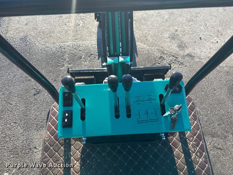 image for item FG1512 CFG Industrial MH12RX mini excavator