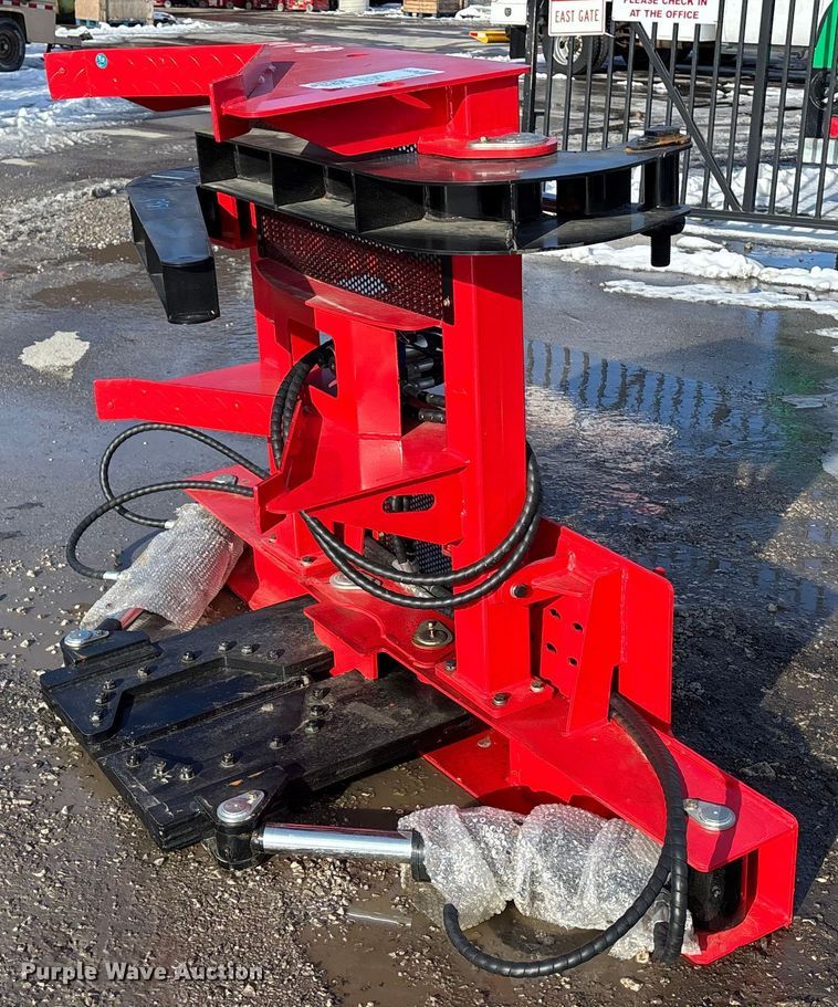 image for item FG1513 GIYI TS29 skid steer tree shear