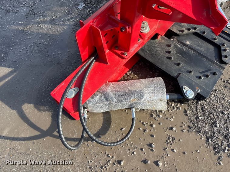 image for item FG1513 GIYI TS29 skid steer tree shear