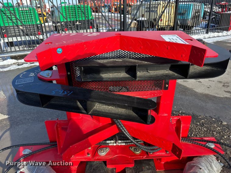 image for item FG1513 GIYI TS29 skid steer tree shear