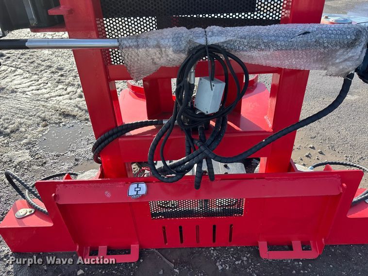 image for item FG1513 GIYI TS29 skid steer tree shear