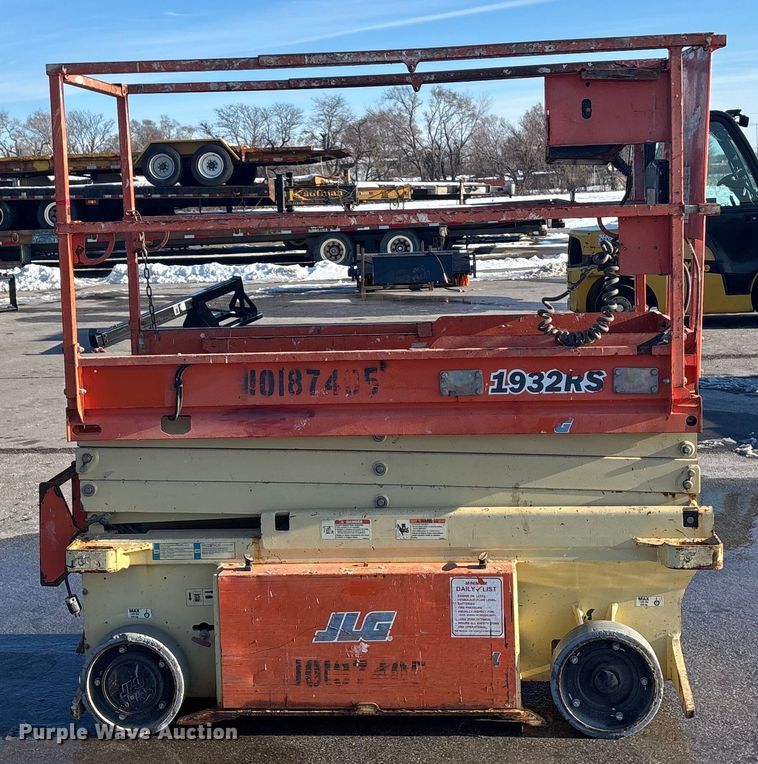 image for item FG1515 2016 JLG 1932RS scissor lift