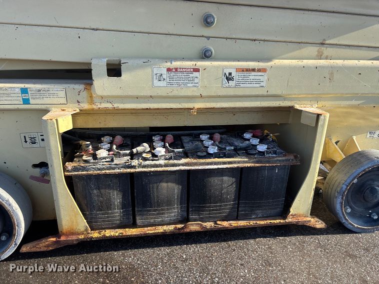 image for item FG1515 2016 JLG 1932RS scissor lift