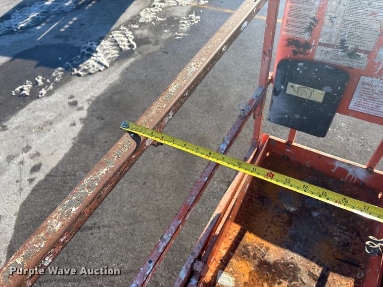 image for item FG1515 2016 JLG 1932RS scissor lift