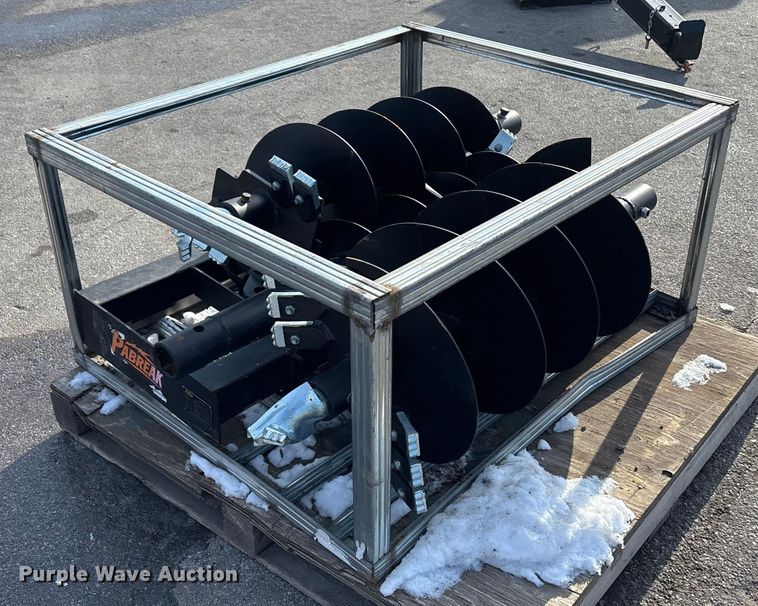 image for item FG1517 Pabreak AR 650 skid steer auger bucket