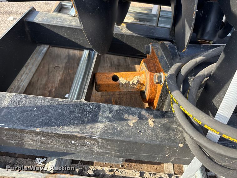 image for item FG1517 Pabreak AR 650 skid steer auger bucket