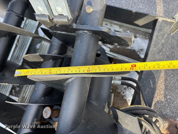 image for item FG1517 Pabreak AR 650 skid steer auger bucket