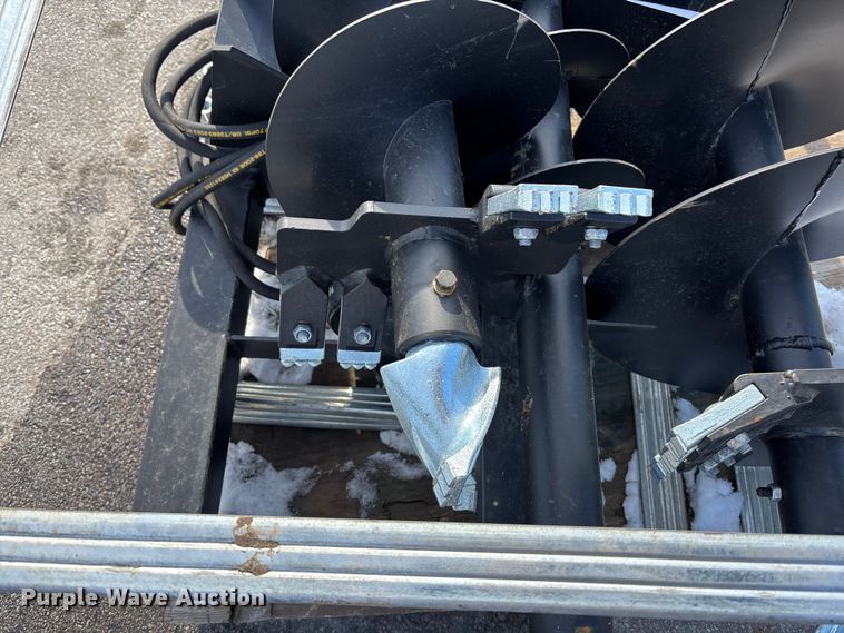 image for item FG1517 Pabreak AR 650 skid steer auger bucket