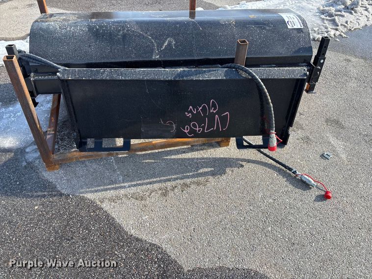 image for item FG1520 GIYI SE61 skid steer broom