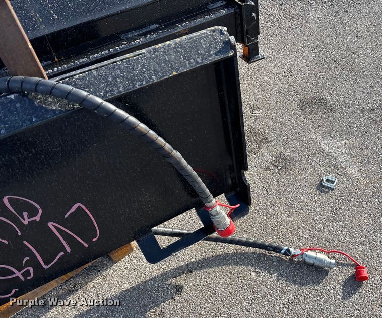 image for item FG1520 GIYI SE61 skid steer broom