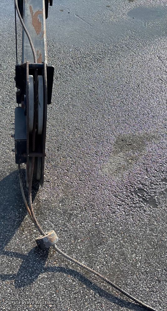 image for item FG1522 IMT 5016 crane