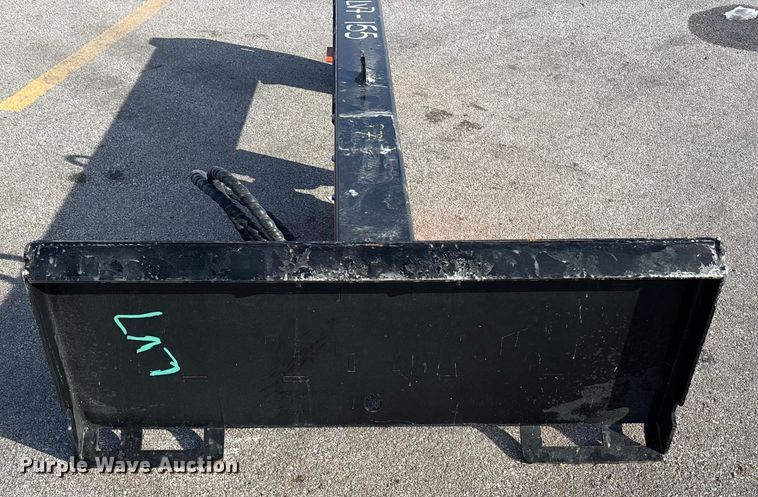 image for item FG1523 GIYI HLS25 skid steer log splitter