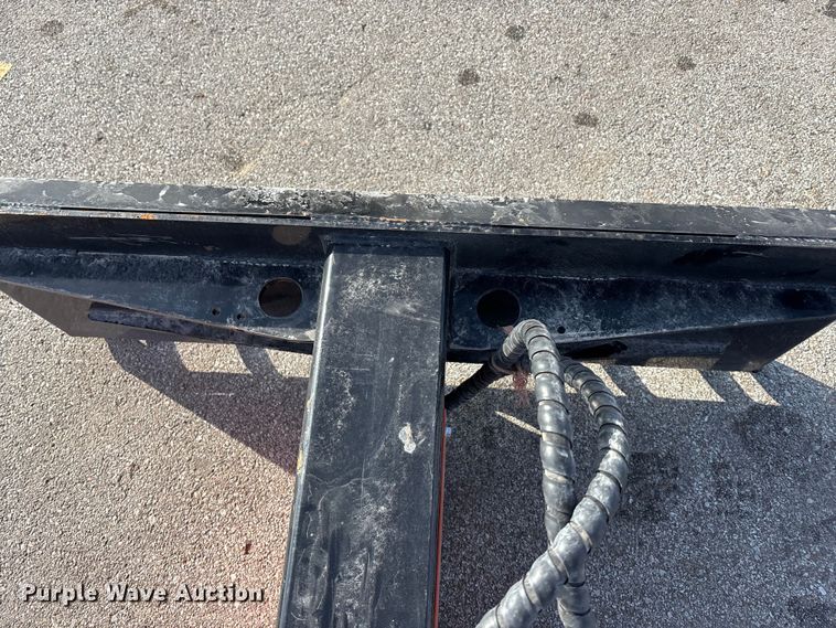 image for item FG1523 GIYI HLS25 skid steer log splitter