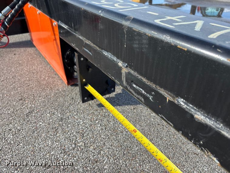 image for item FG1523 GIYI HLS25 skid steer log splitter