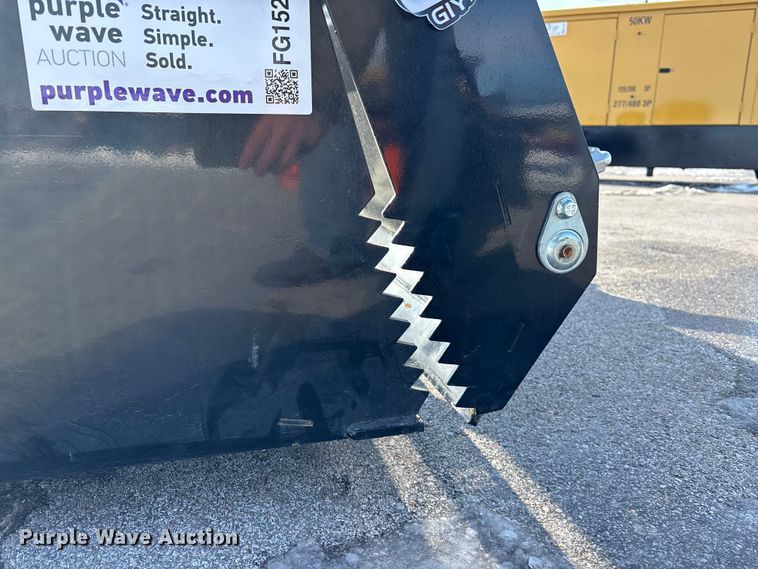 image for item FG1524 GIYI KH72 skid steer four-in-one bucket