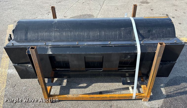 image for item FG1526 GIYI VR 59 skid steer vibratory roller