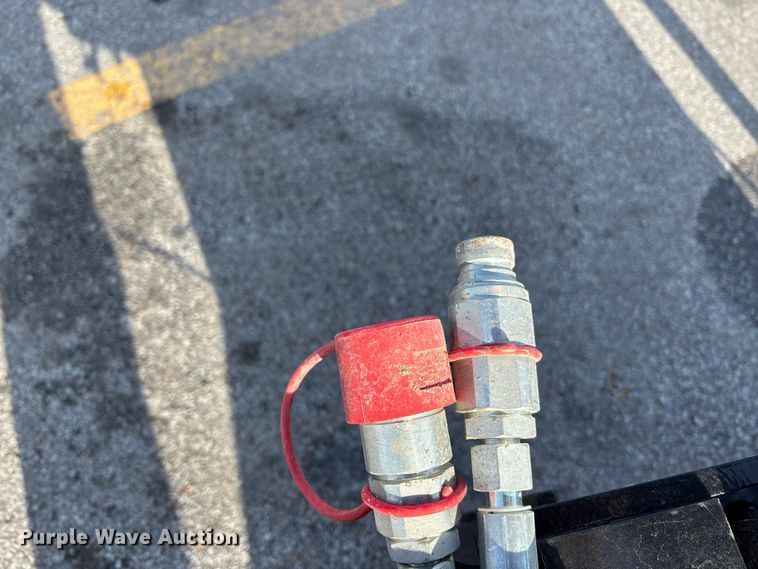 image for item FG1526 GIYI VR 59 skid steer vibratory roller