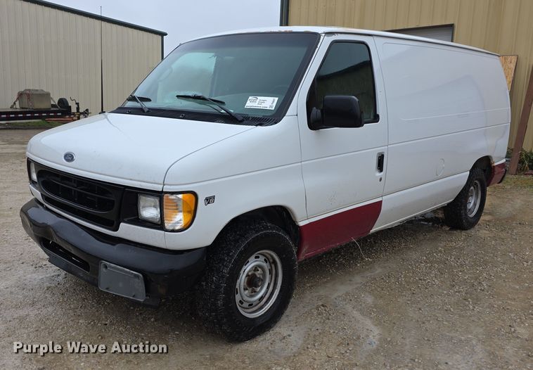 image for item FI0657 2002 Ford E150 van