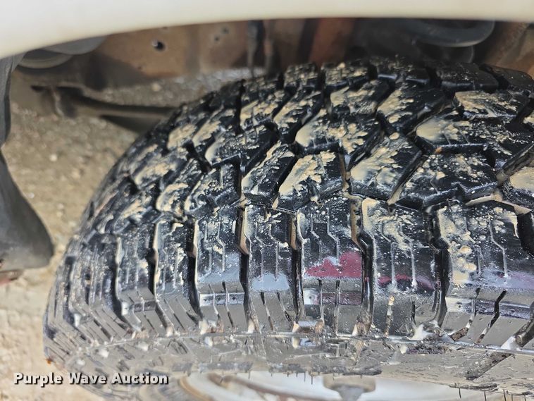 image for item FI0657 2002 Ford E150 van