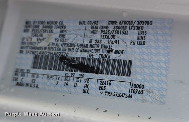 image for item FI0657 2002 Ford E150 van