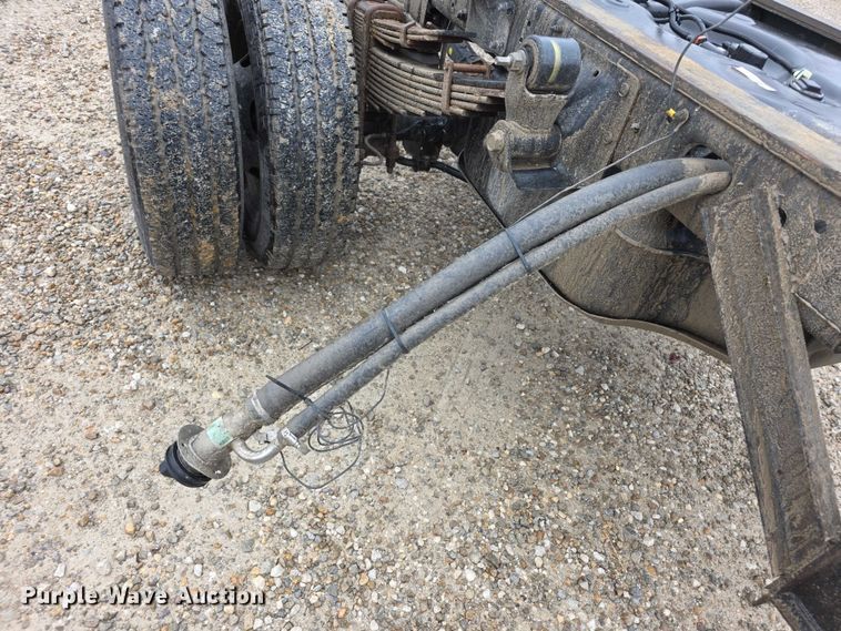 image for item FI0664 2018 RAM 3500HD pickup truck cab and chassis