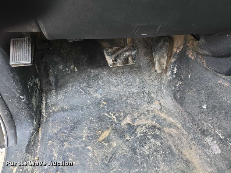 image for item FI0664 2018 RAM 3500HD pickup truck cab and chassis