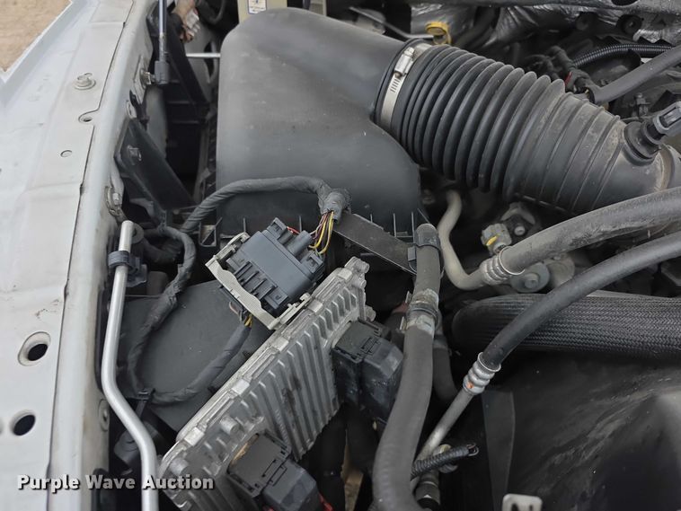 image for item FI0664 2018 RAM 3500HD pickup truck cab and chassis