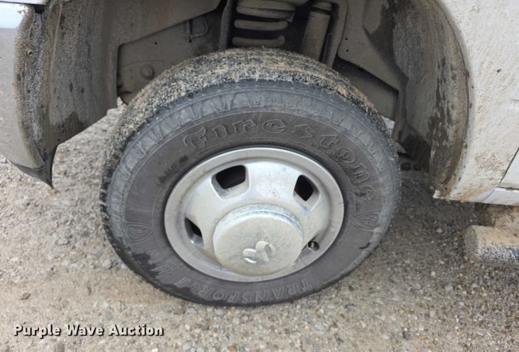 image for item FI0664 2018 RAM 3500HD pickup truck cab and chassis