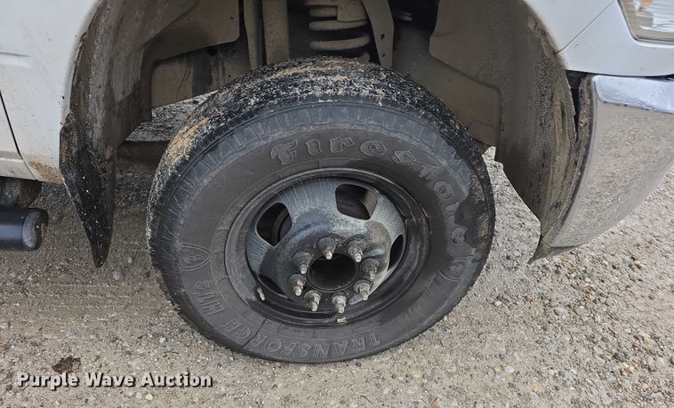 image for item FI0664 2018 RAM 3500HD pickup truck cab and chassis