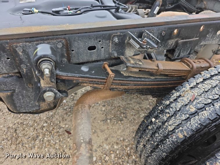 image for item FI0664 2018 RAM 3500HD pickup truck cab and chassis