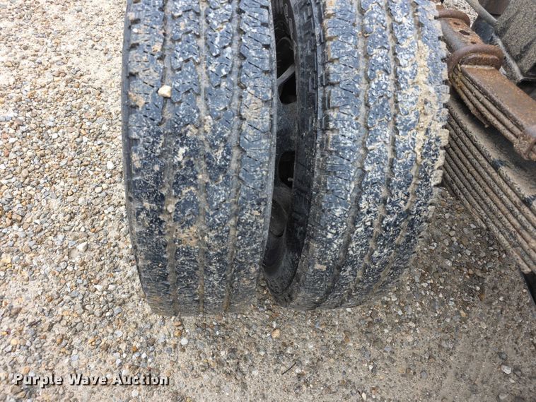 image for item FI0664 2018 RAM 3500HD pickup truck cab and chassis