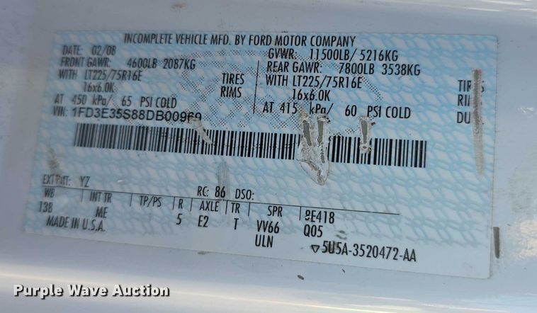 image for item FI0676 2008 El Dorado 200 Aerotech shuttle bus