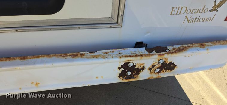 image for item FI0680 2014 Ford E450 Super Duty shuttle bus