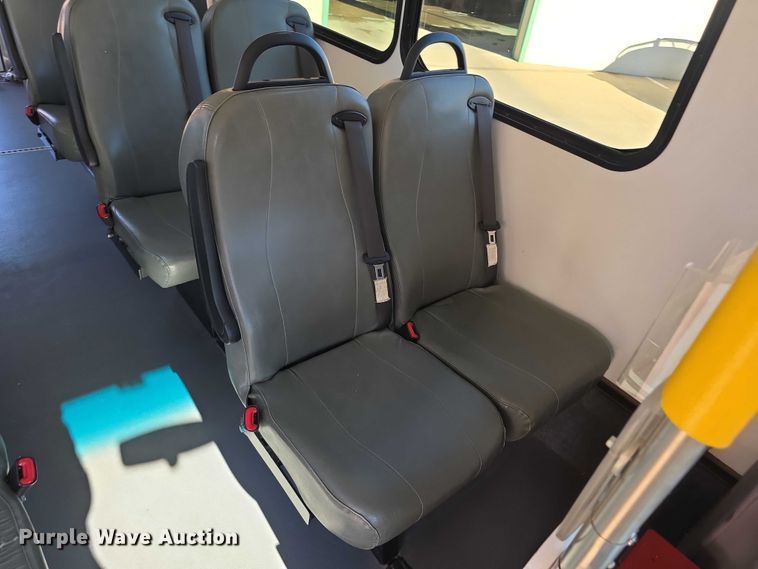 image for item FI0680 2014 Ford E450 Super Duty shuttle bus