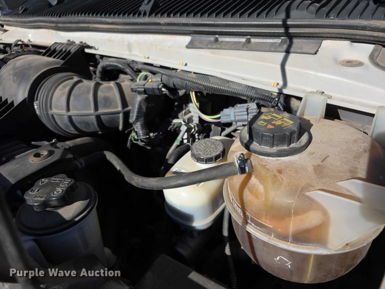 image for item FI0680 2014 Ford E450 Super Duty shuttle bus