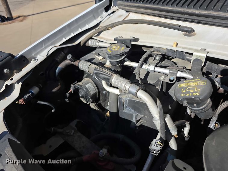 image for item FI0680 2014 Ford E450 Super Duty shuttle bus