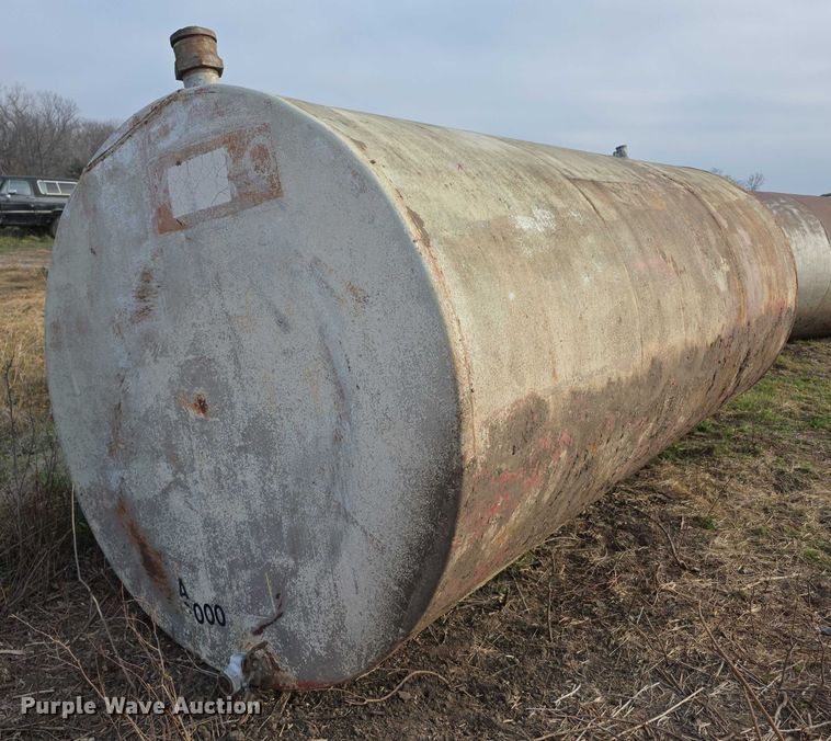 image for item FI0681 Fuel tank