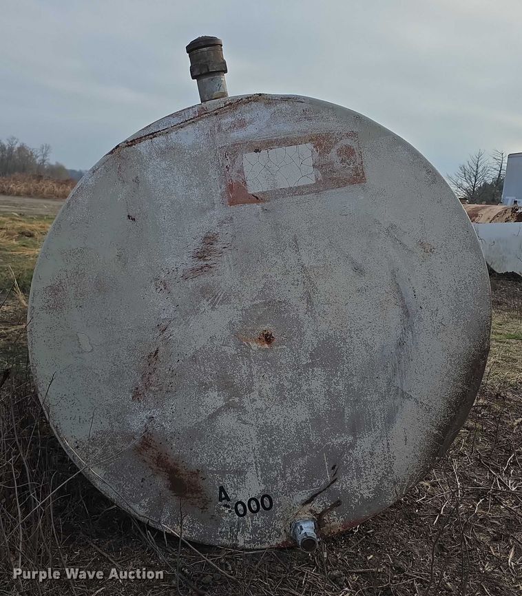 image for item FI0681 Fuel tank