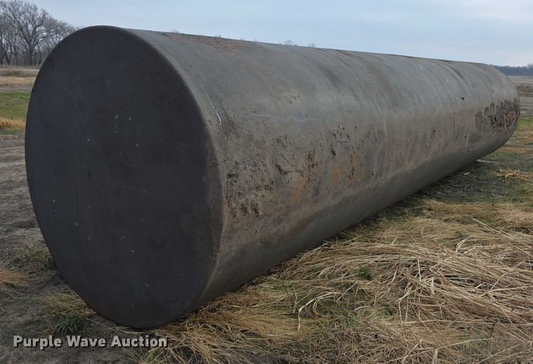 image for item FI0682 Fuel tank