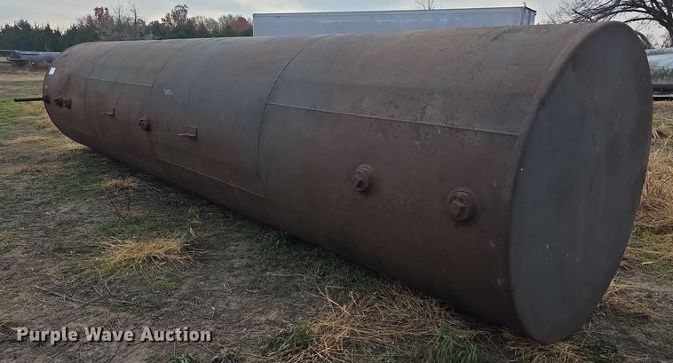 image for item FI0682 Fuel tank