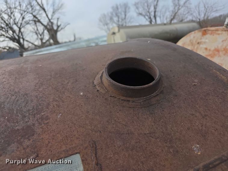 image for item FI0683 American Steel Works diesel fuel tank
