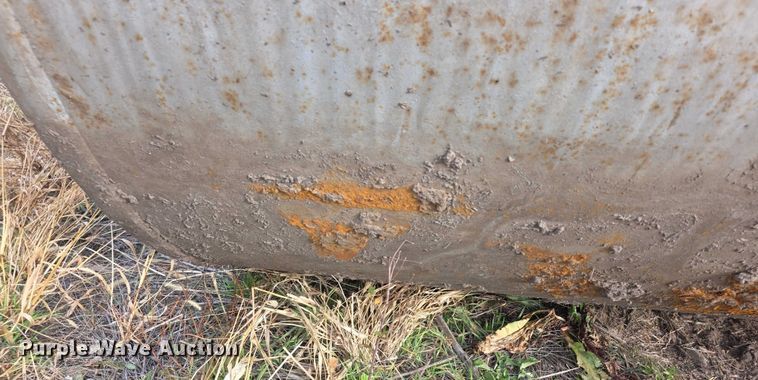 image for item FI0683 American Steel Works diesel fuel tank