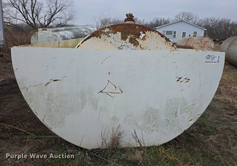 image for item FI0686 Fuel tank