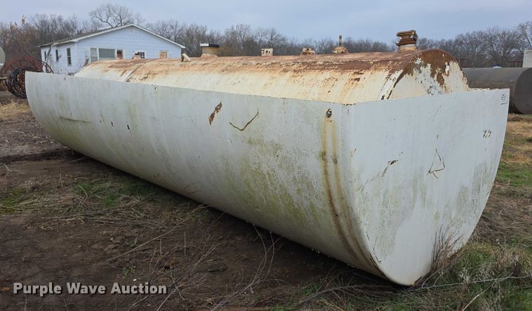 image for item FI0686 Fuel tank