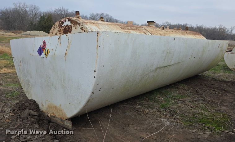 image for item FI0686 Fuel tank