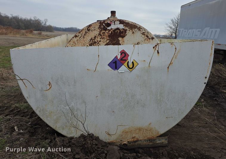 image for item FI0686 Fuel tank