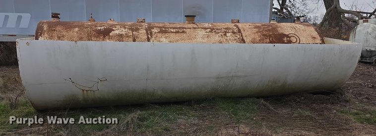 image for item FI0686 Fuel tank