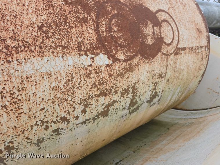 image for item FI0686 Fuel tank